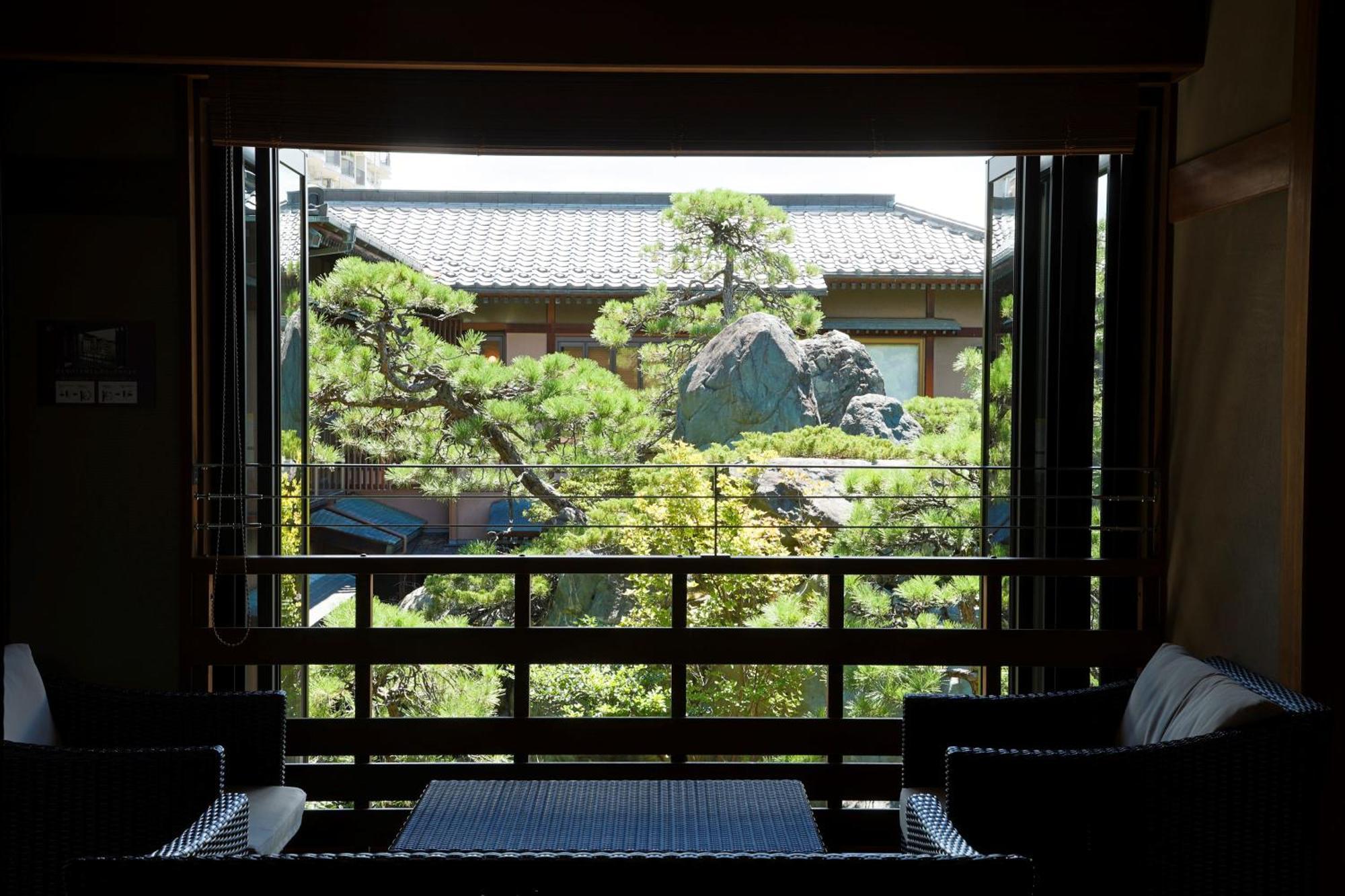 Hotel Beautiful Japanese Garden Kagetsu Fuefuki Esterno foto